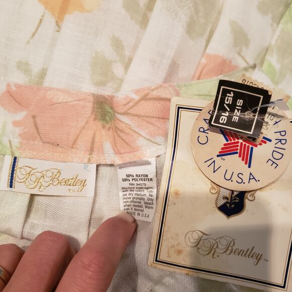 Vintage NWT TR Bentley Pleated Skirt 16 - Picture 6 of 8